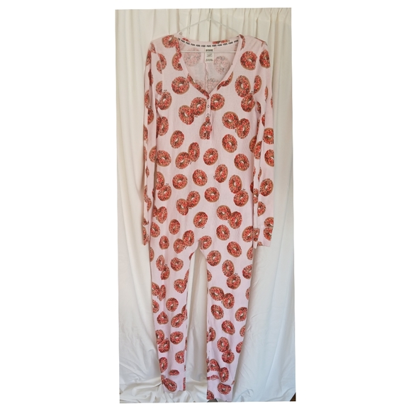 PINK Victoria's Secret Pink Donut Print Pajama Set - Picture 3 of 10